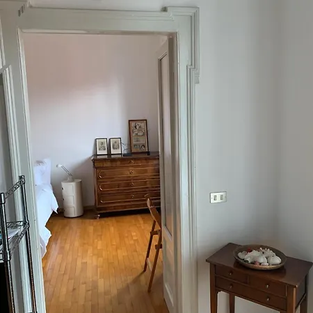 Isola Accogliente Milan