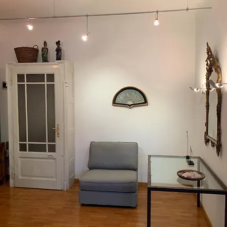 Isola Accogliente Apartment