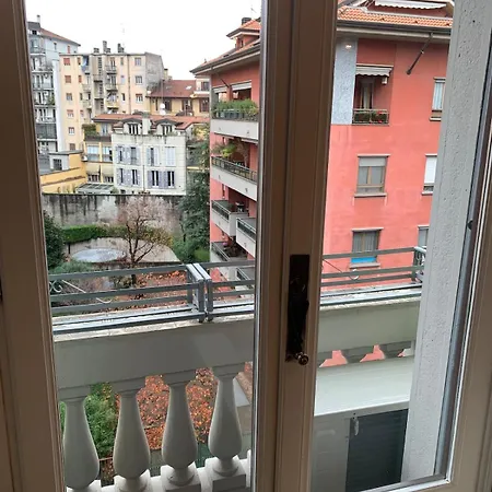 Isola Accogliente * Milan